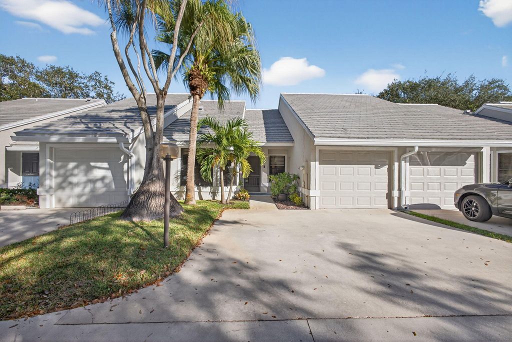Photo of 703 Saint Giles Court, Palm Beach Gardens, FL 33418 (MLS # R11157824)