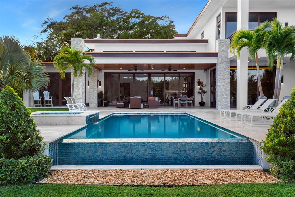 Palm Trail - Residential