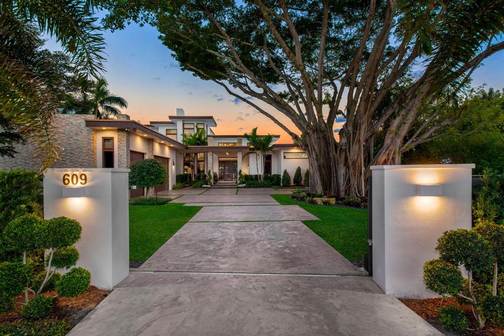 Palm Trail - Residential