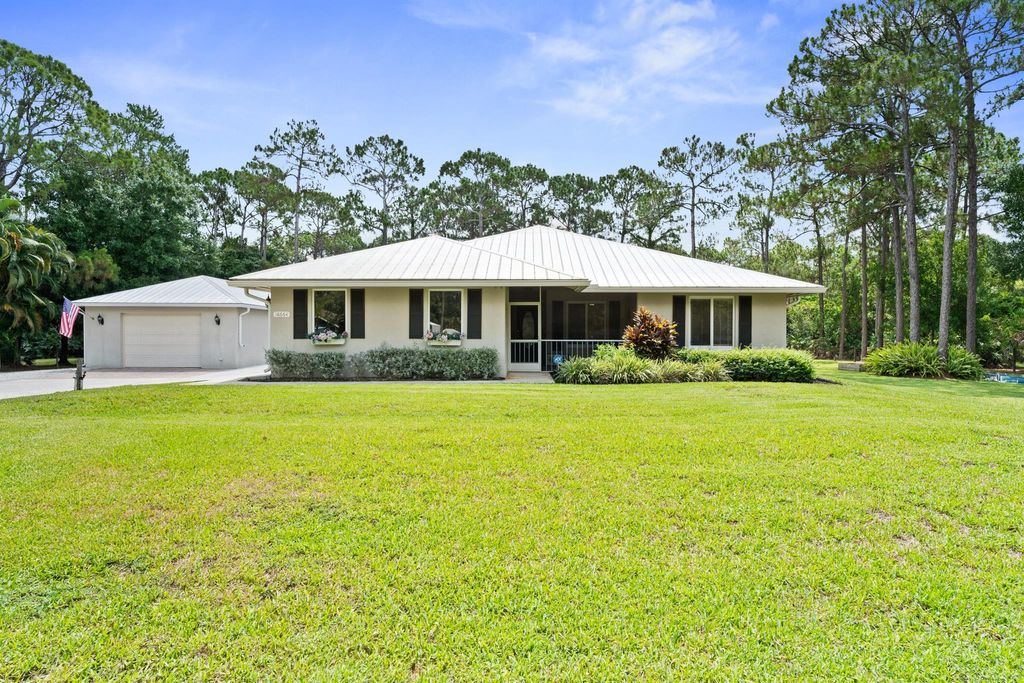 Photo of 18664 129th Terrace N, Jupiter, FL 33478 (MLS # R10997551)
