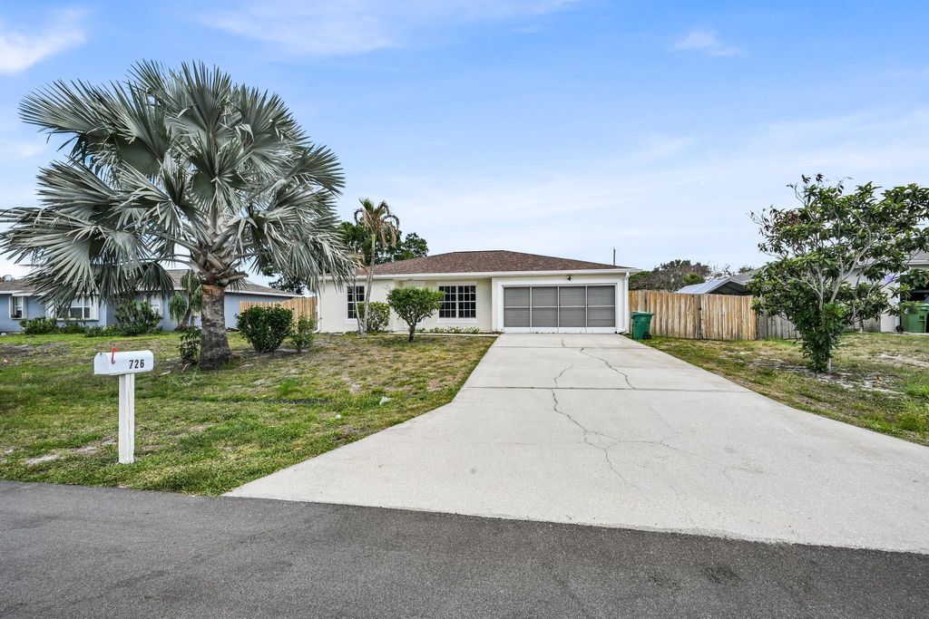 Photo of 726 SW Bond Road, Port Saint Lucie, FL 34953 (MLS # B26023221)