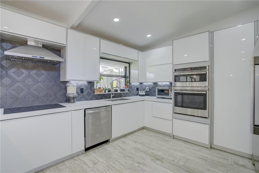 Cypress Point 28-16 B - Residential