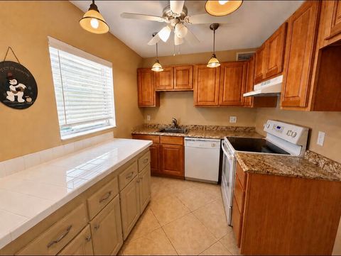 Photo of 120 Brittany Terrace #C, Delray Beach, FL 33446 (MLS # B26051797)