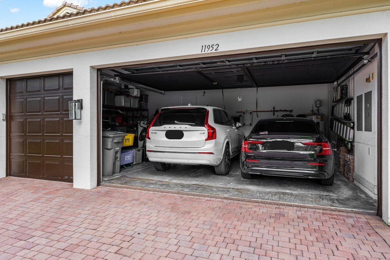 CANYON SPRINGS - Residential