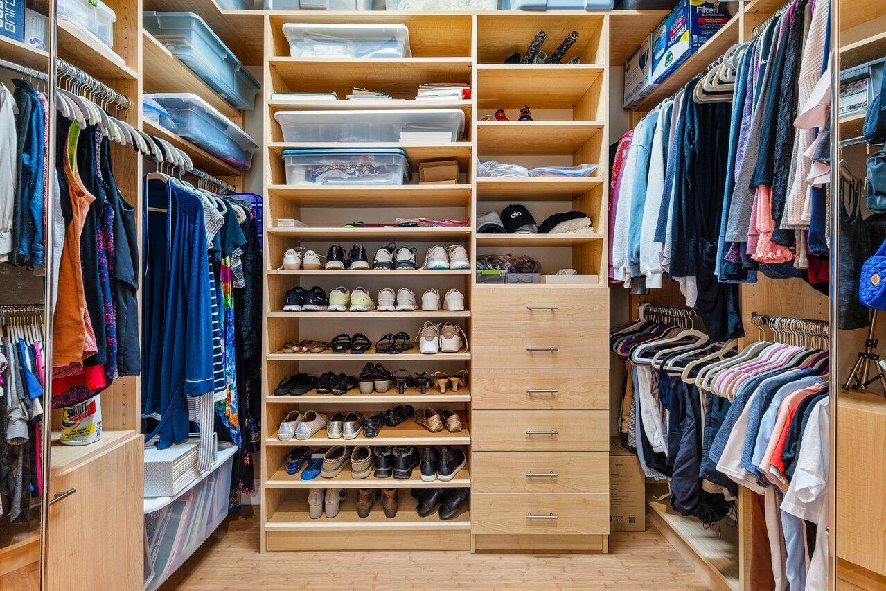 CANYON SPRINGS - Residential