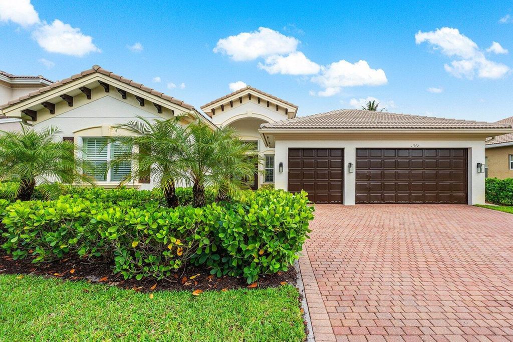 Photo of 11952 Fox Hill Circle, Boynton Beach, FL 33473 (MLS # R11165884)