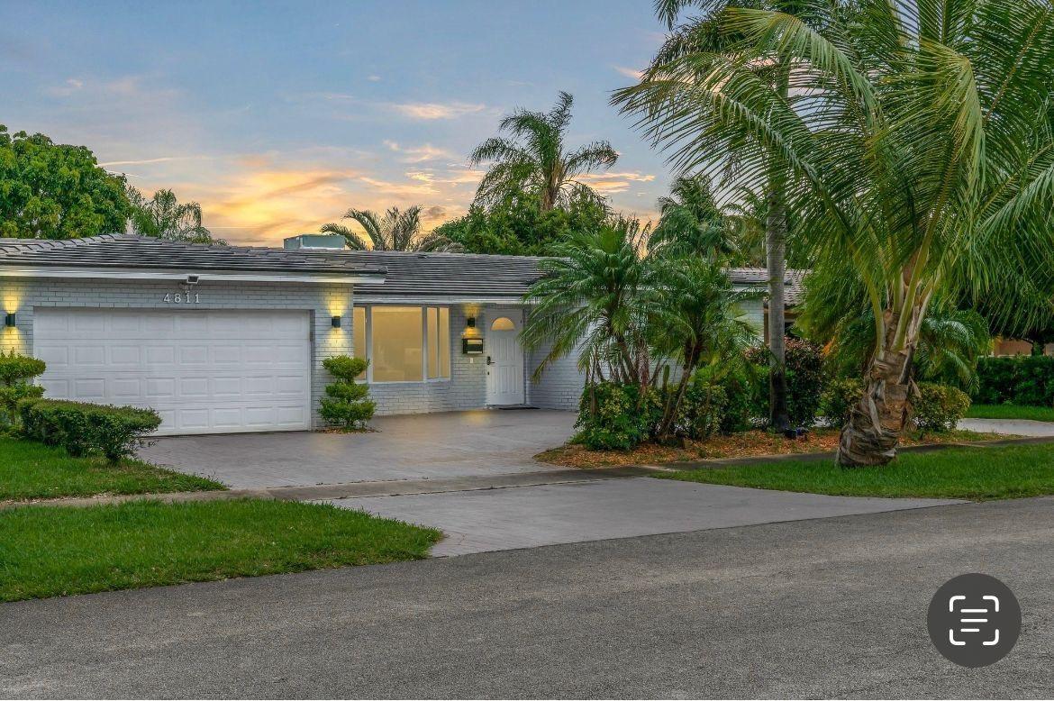 Stunning, fully remodeled 3-bedroom, 2-bath home in the Hollywood Hills, offering a sleek, modern design. This beautiful property features stainless steel appliances, freshly painted interiors, a sparkling pool, and a spacious backyard with a screened patio. The home also boasts a circular driveway for added convenience. Located in a prime, quiet neighborhood, it is just minutes from major highways, including I-95 and the Turnpike, as well as the Hard Rock Hotel and local shopping centers. boat-friendly with fenced parking in the back.