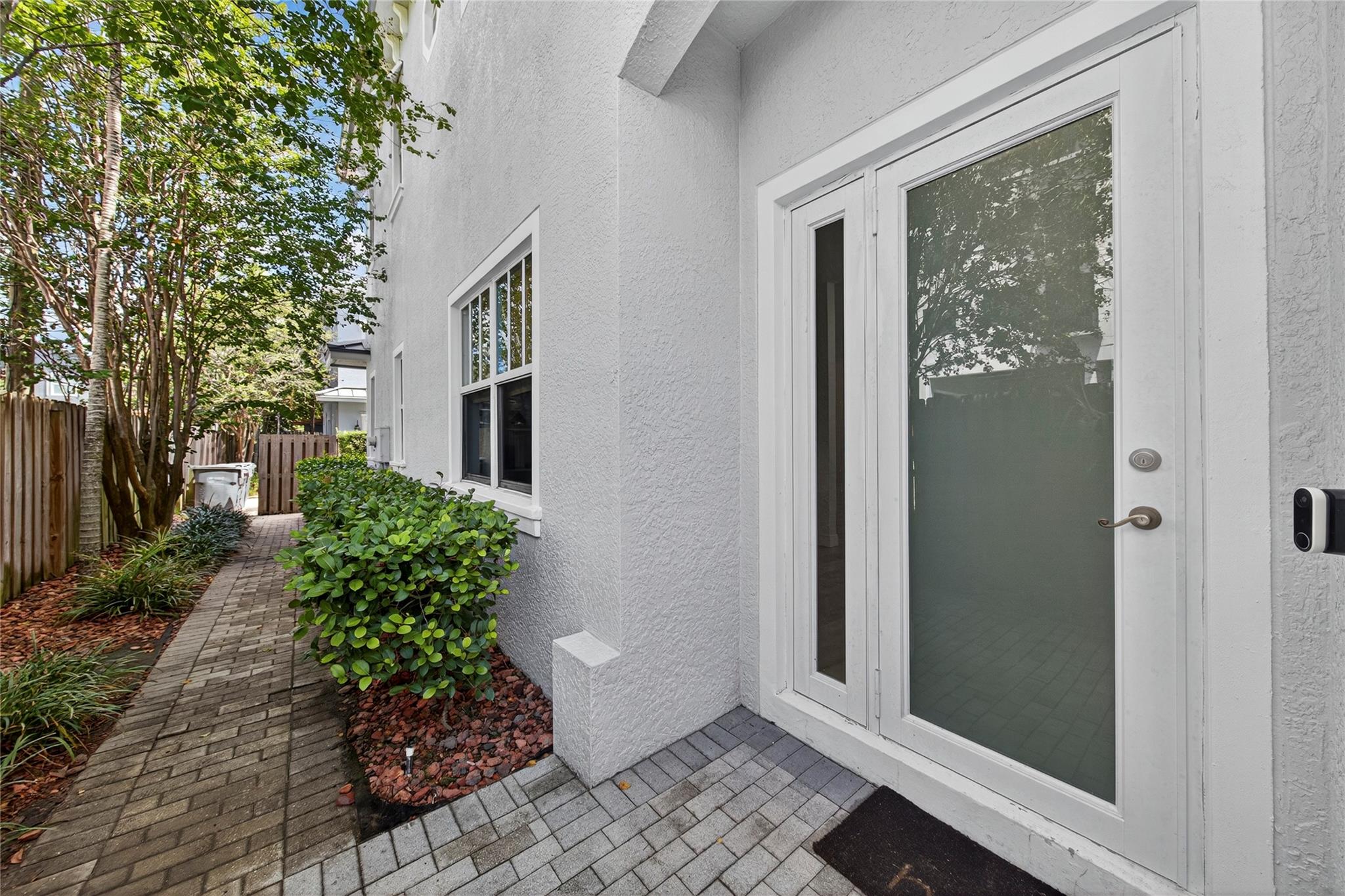 15 NE 20th Ave 15, Pompano Beach, FL, 33060/$498,788 8 15 NE 20th Ave 15