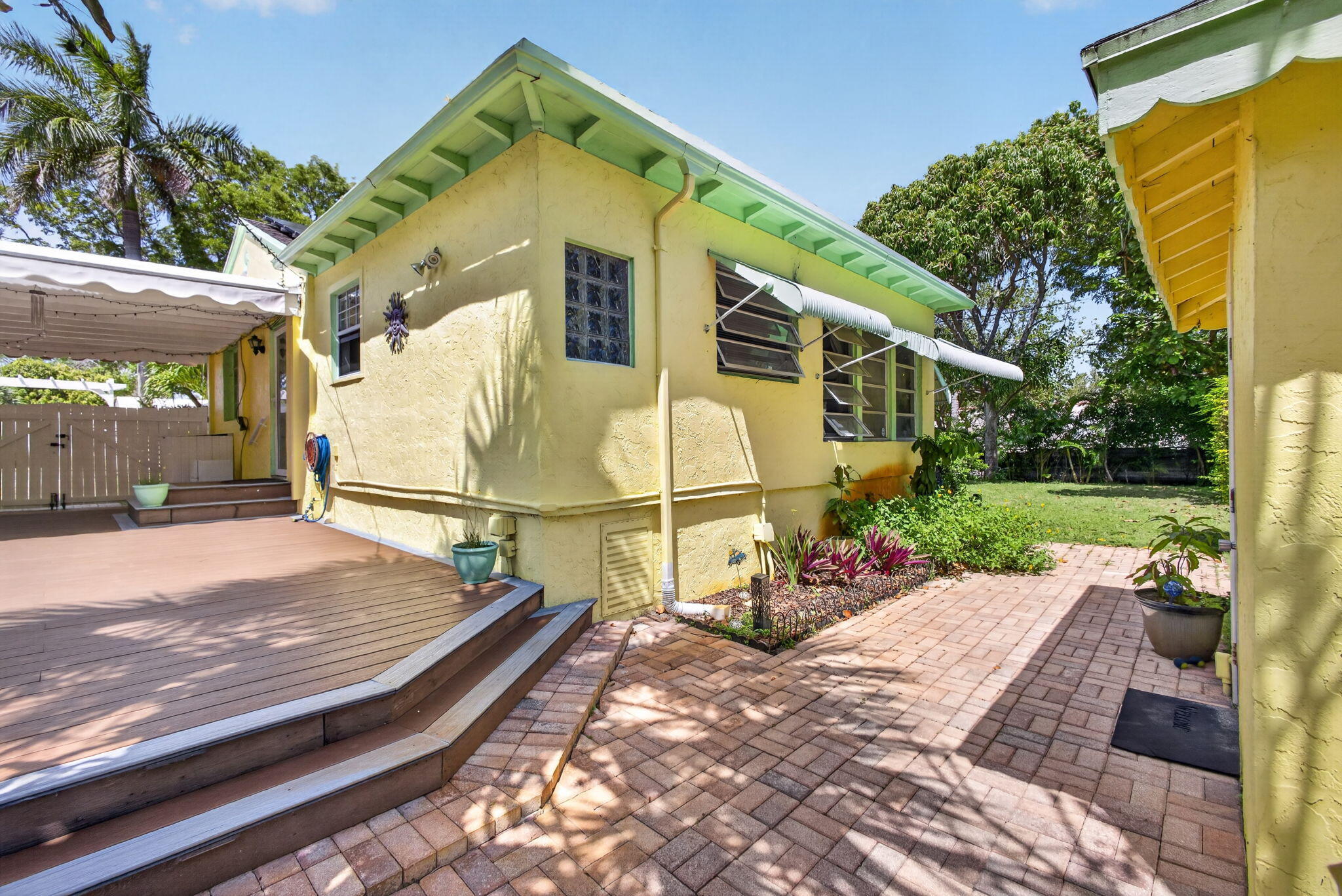 NORTH PALM BCH 1 - Residential