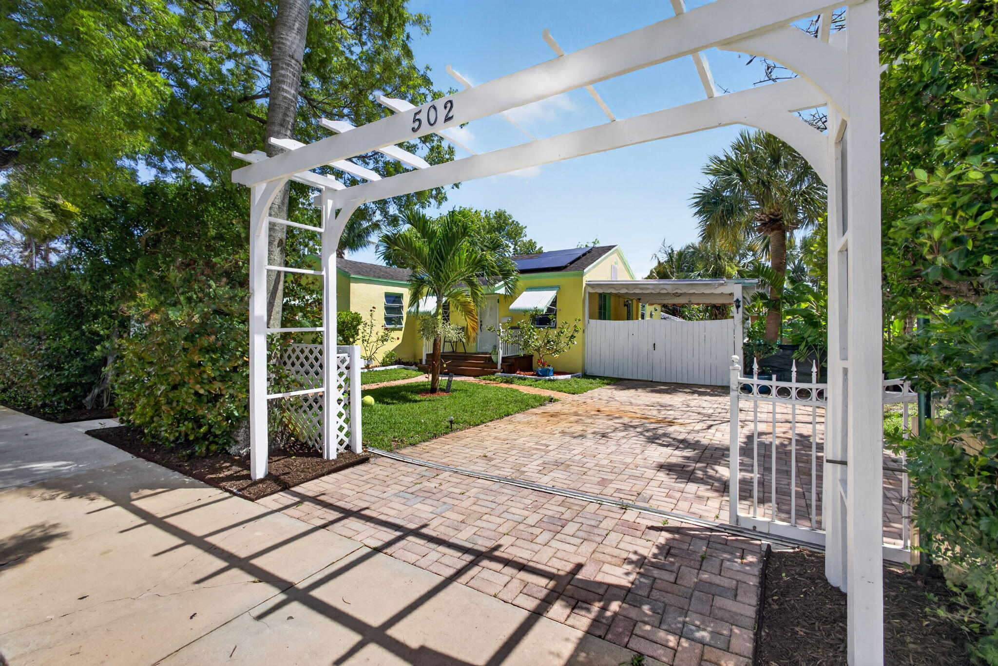 NORTH PALM BCH 1 - Residential