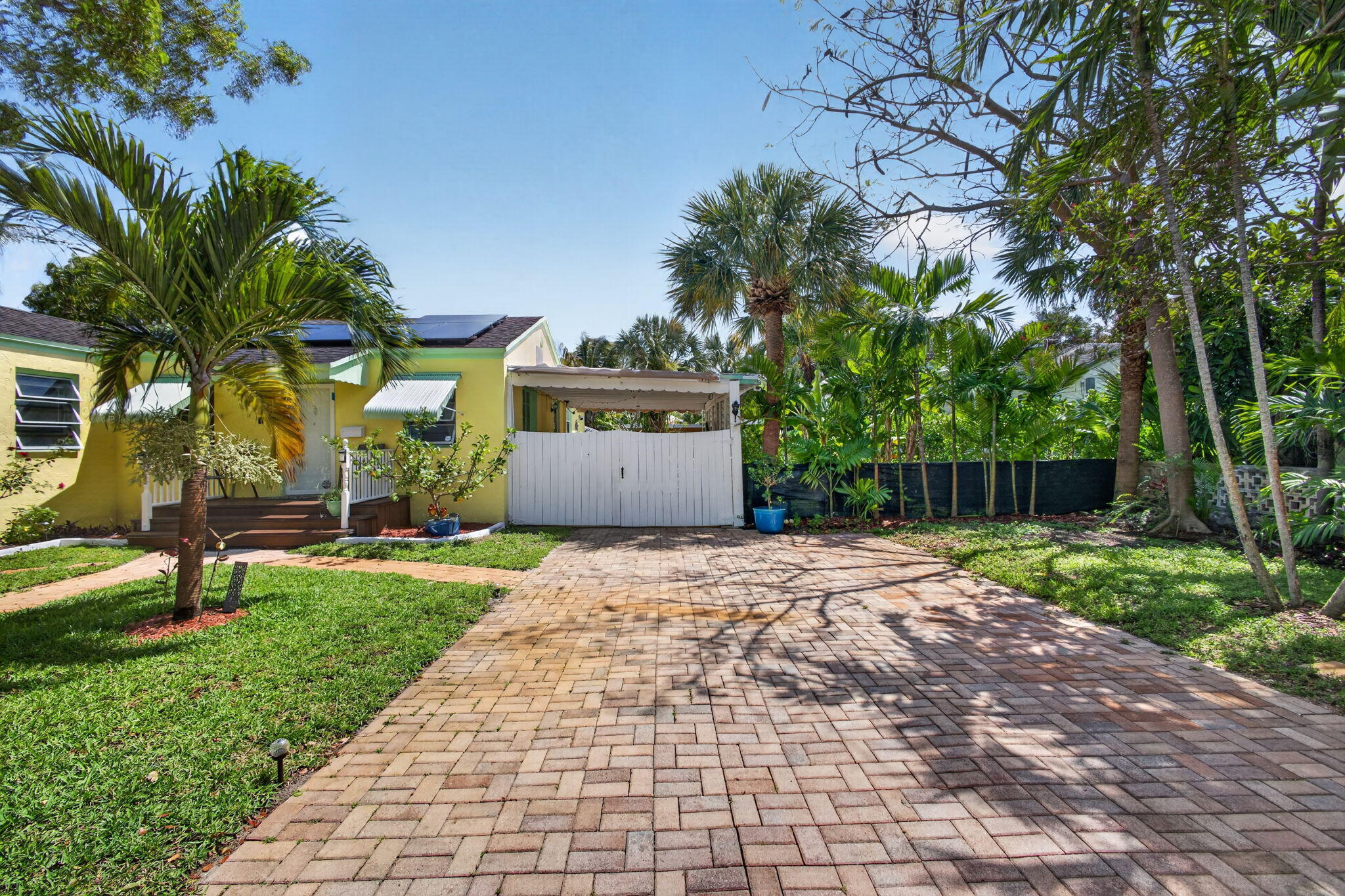 NORTH PALM BCH 1 - Residential