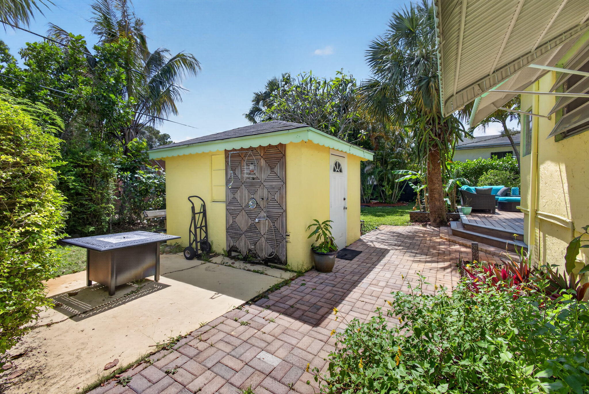 NORTH PALM BCH 1 - Residential