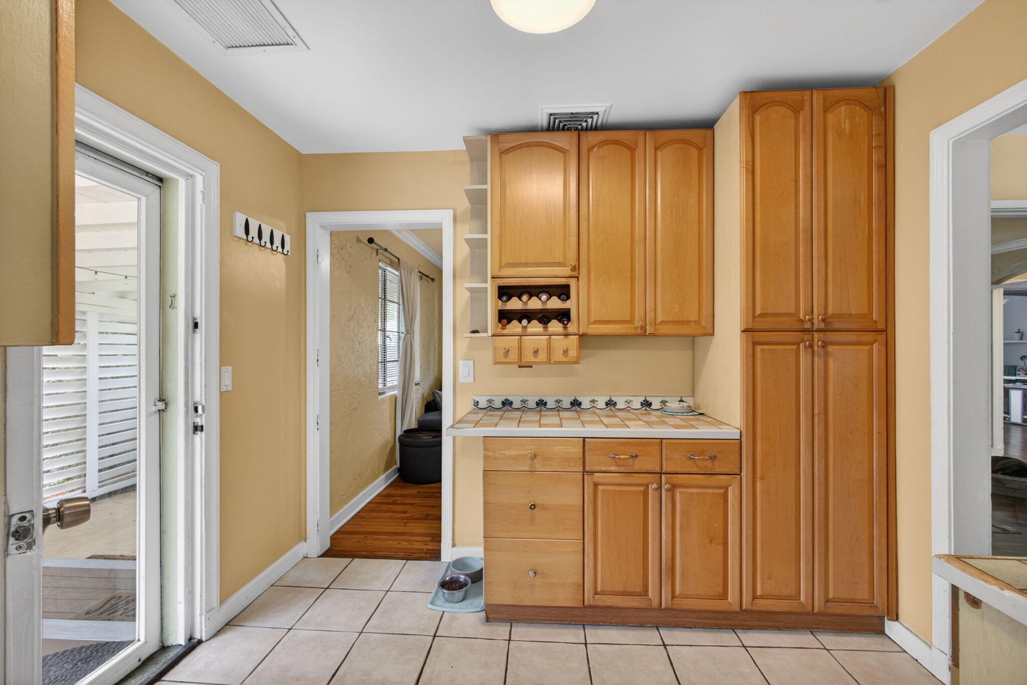 NORTH PALM BCH 1 - Residential