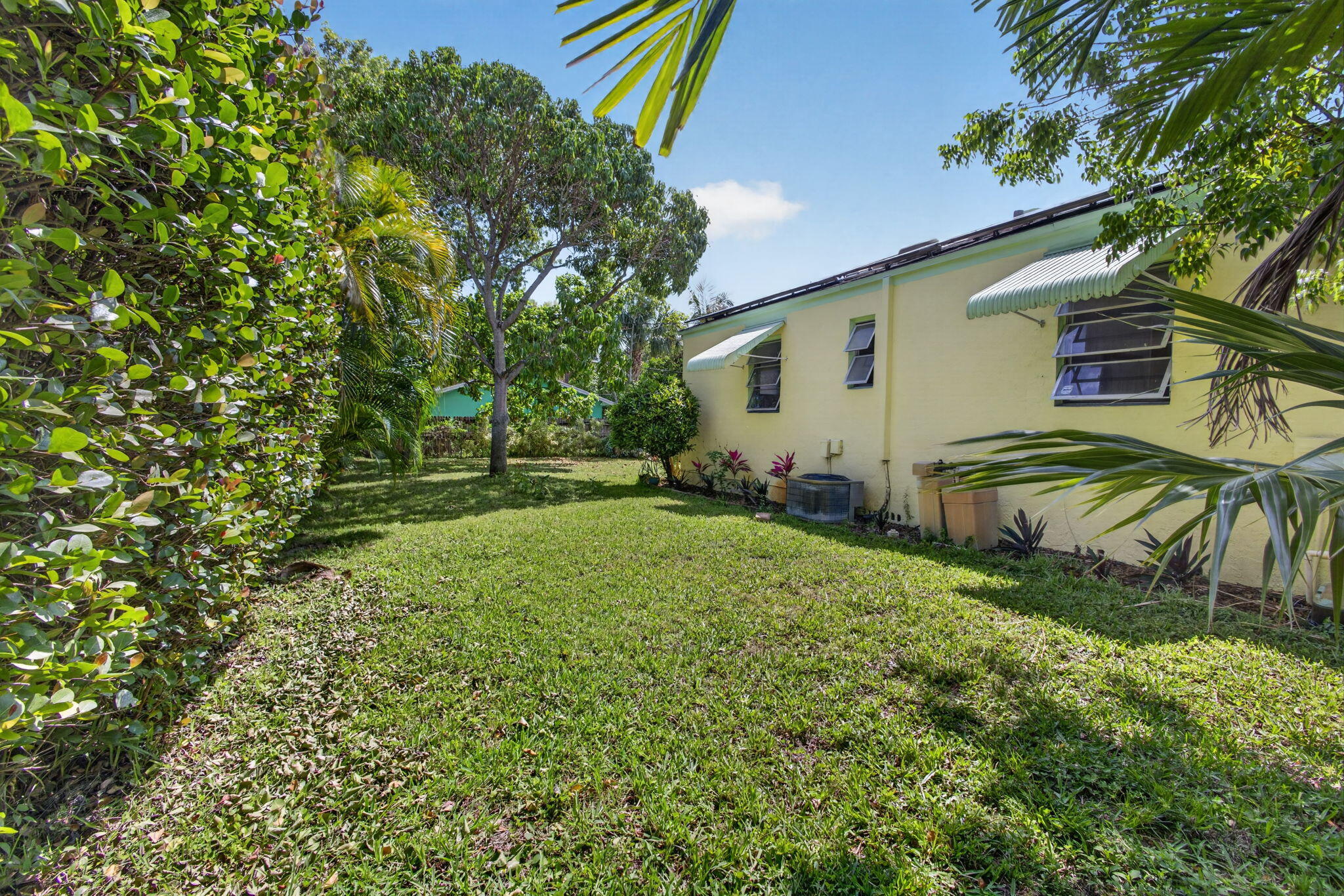 NORTH PALM BCH 1 - Residential