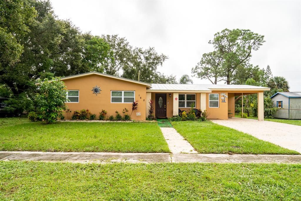 Photo of 160 SE Celestia Court, Port Saint Lucie, FL 34983 (MLS # R10760751)