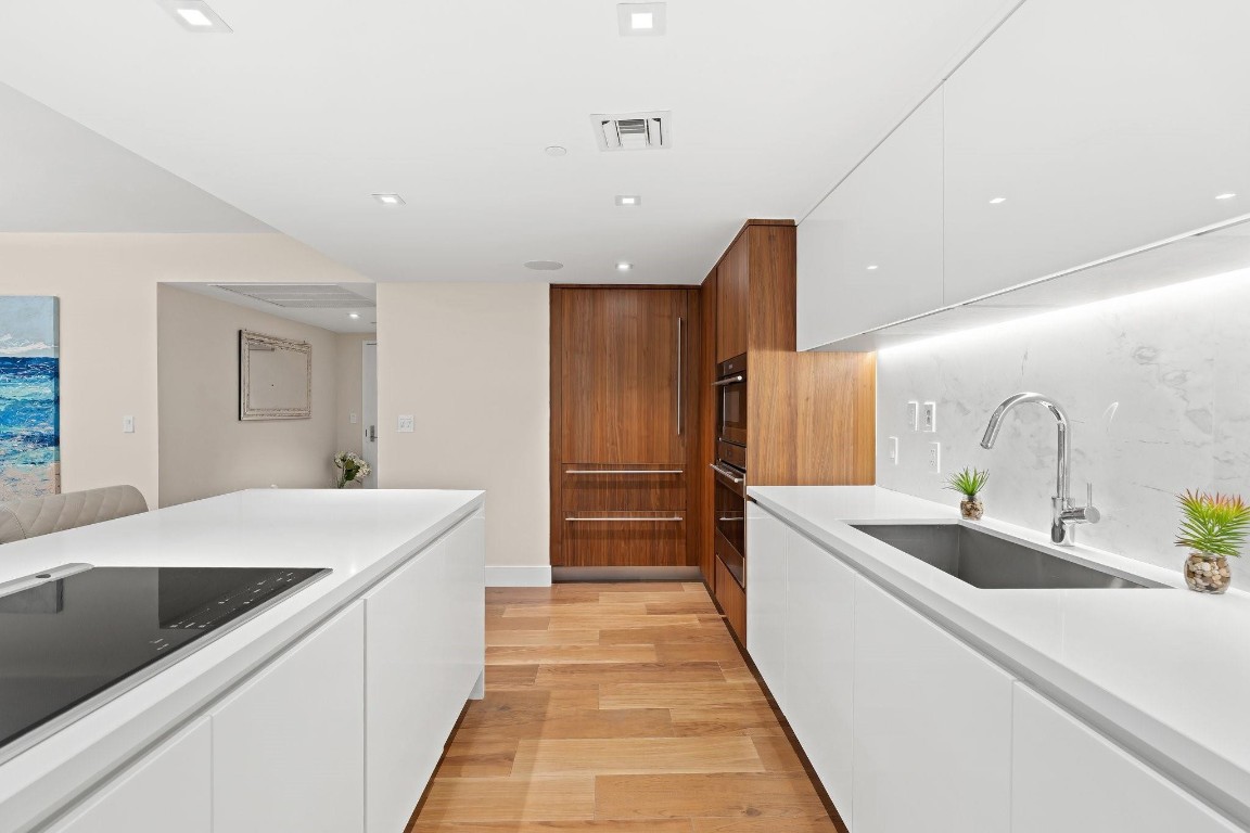 Paramount - Residential