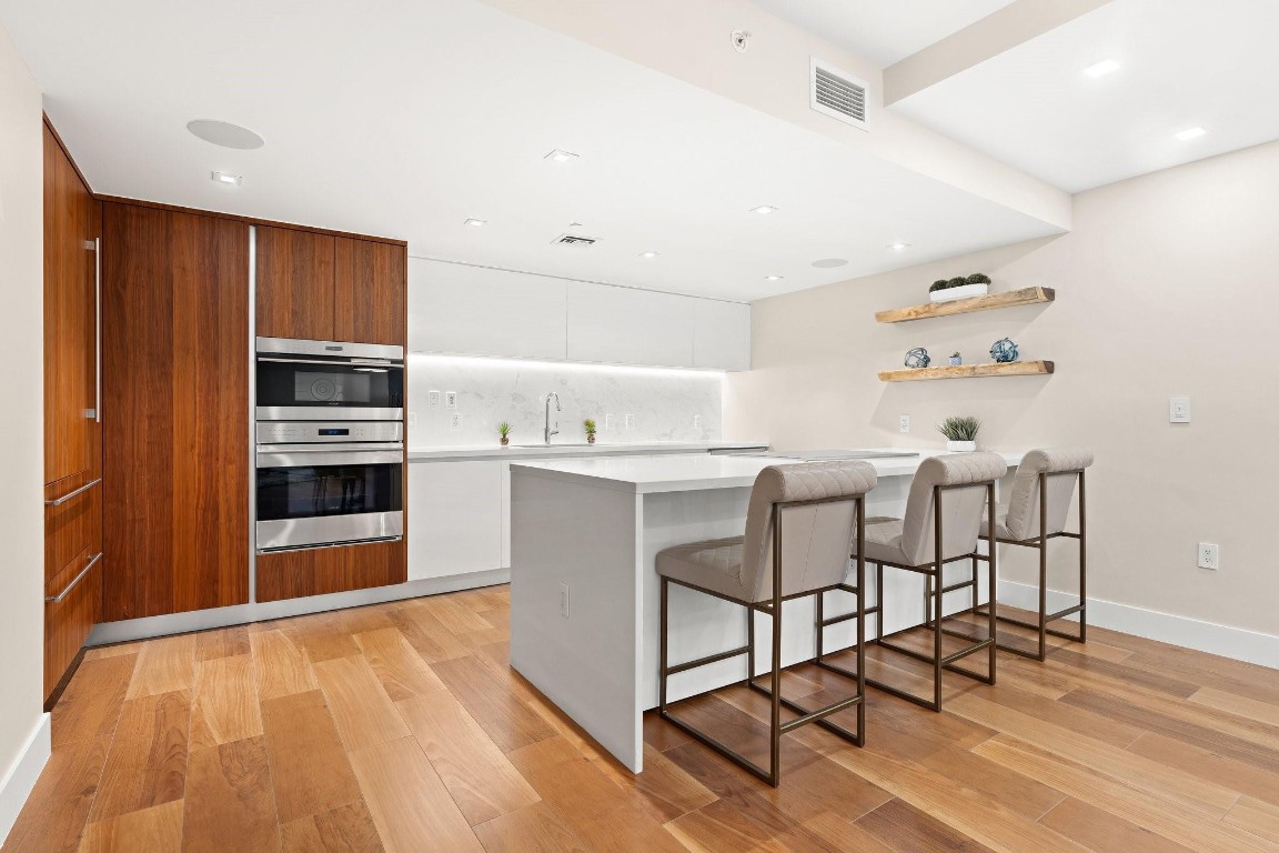 Paramount - Residential