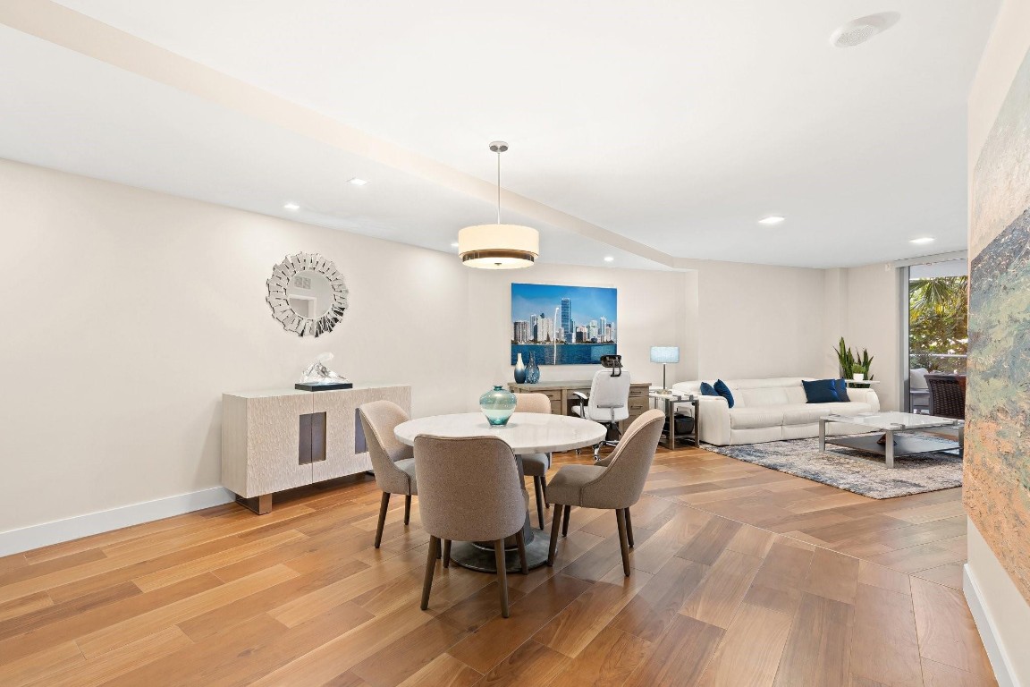 Paramount - Residential