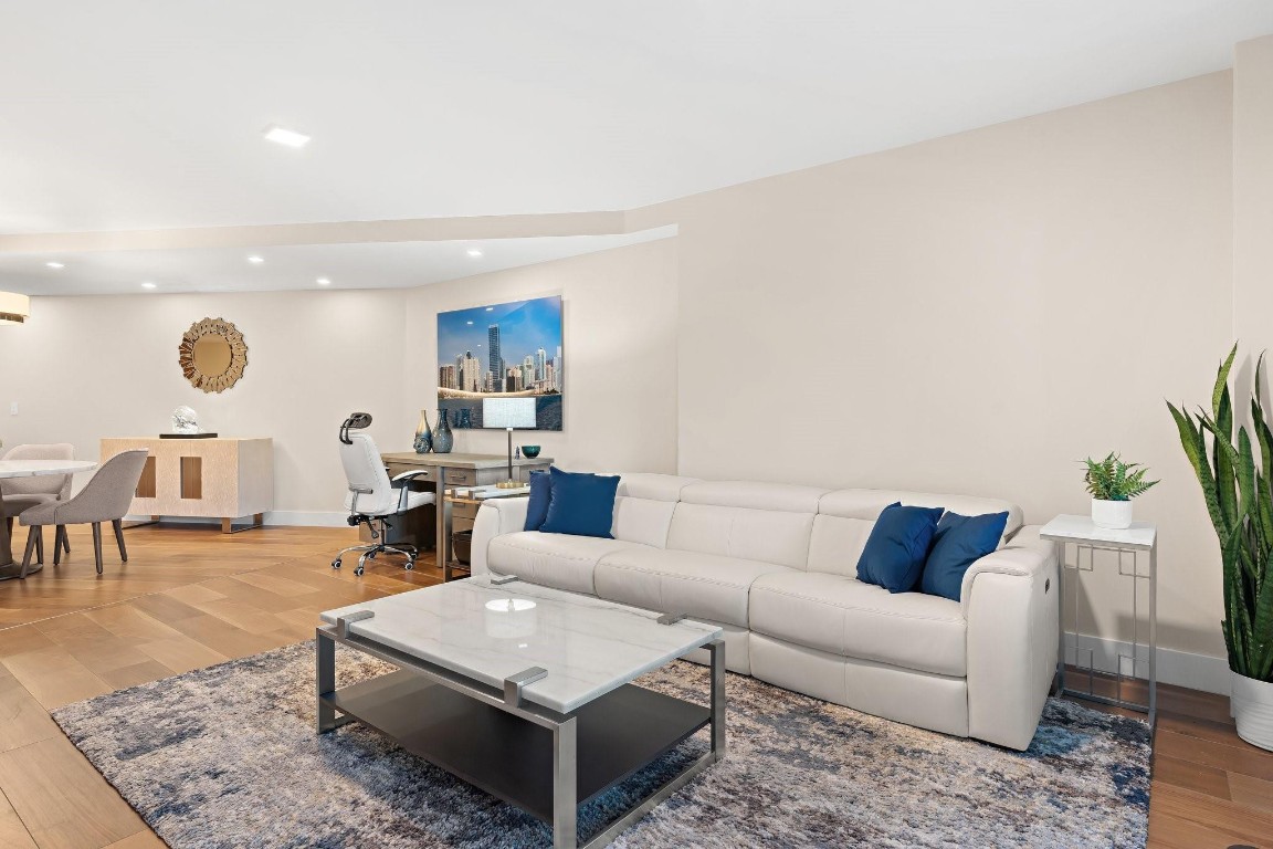 Paramount - Residential