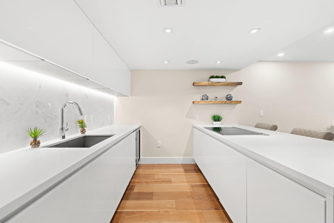 Paramount - Residential