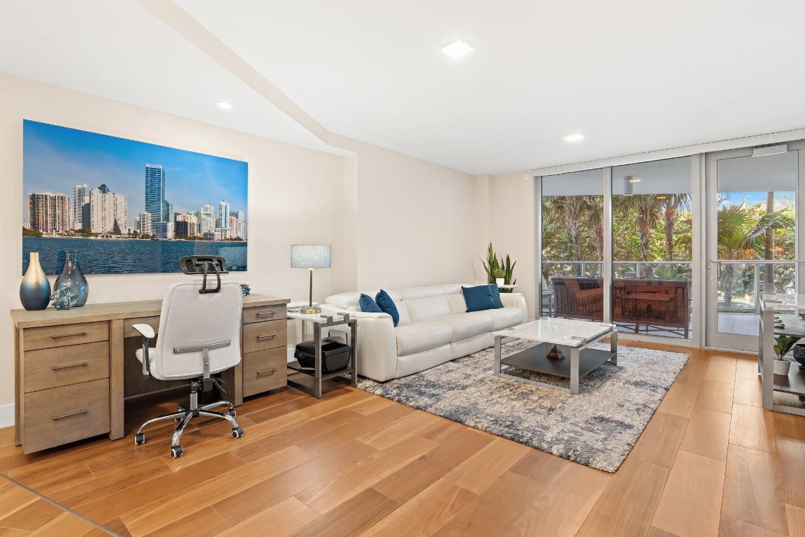 Paramount - Residential