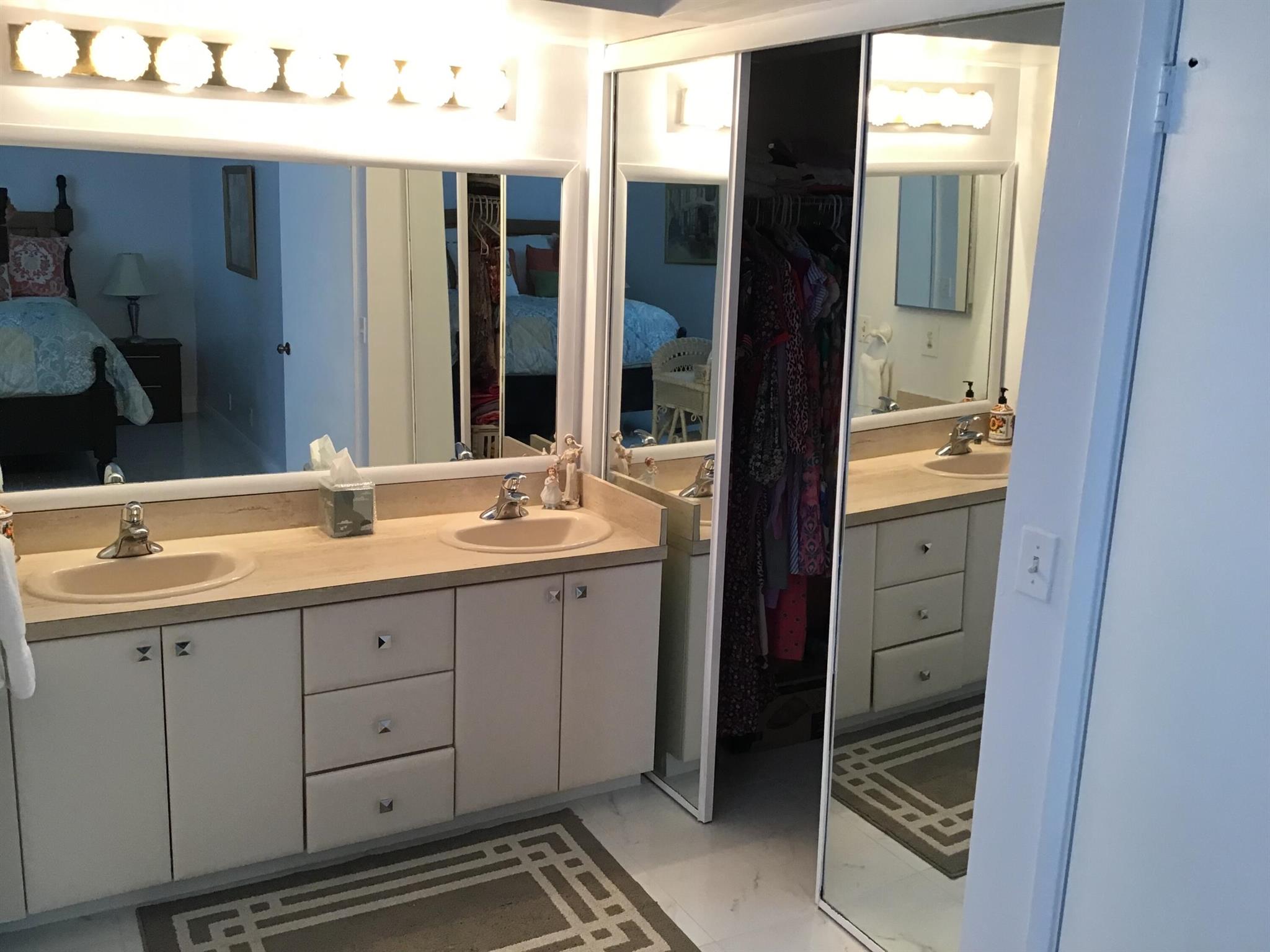 LAVERS DELRAY RACQUET CLU - Residential Lease