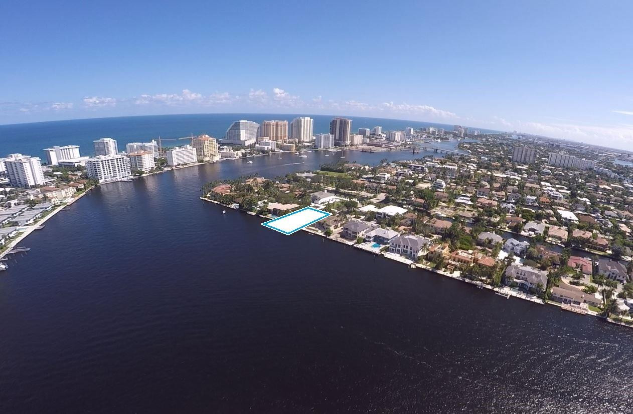 AQUA VISTA - Residential