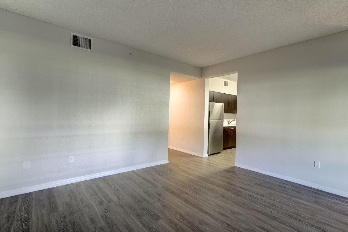 MARIDADI - Residential Lease