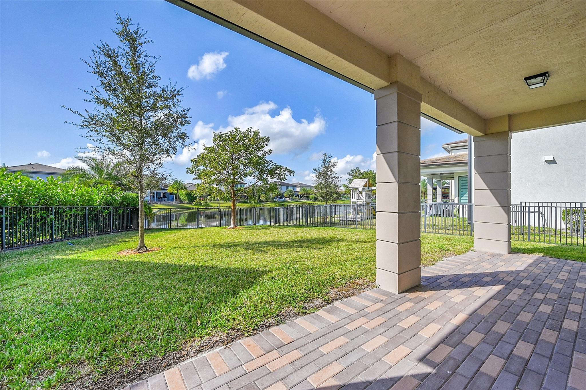 Triple H Ranch 182-111 B - Residential Lease