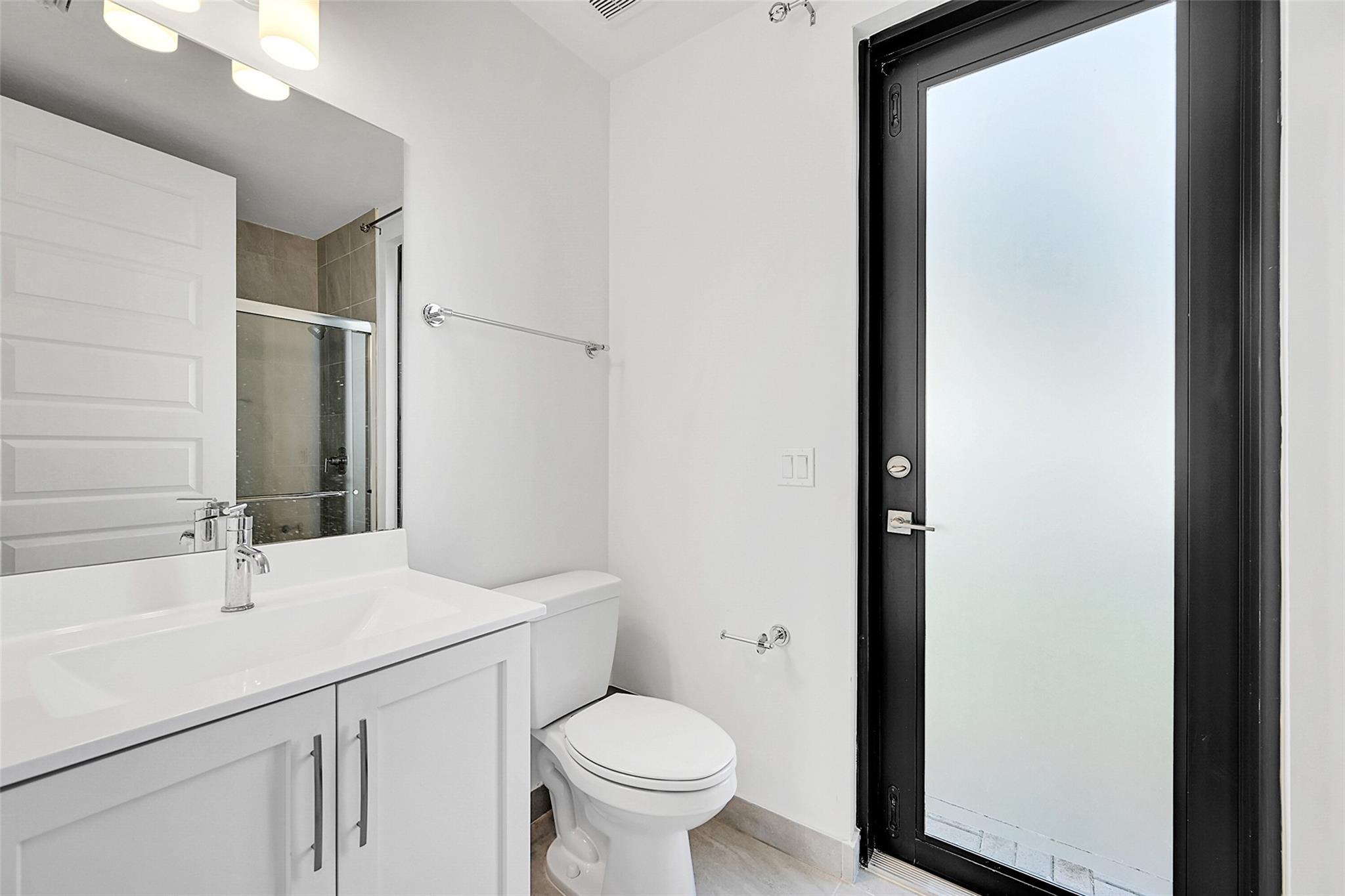 Triple H Ranch 182-111 B - Residential Lease