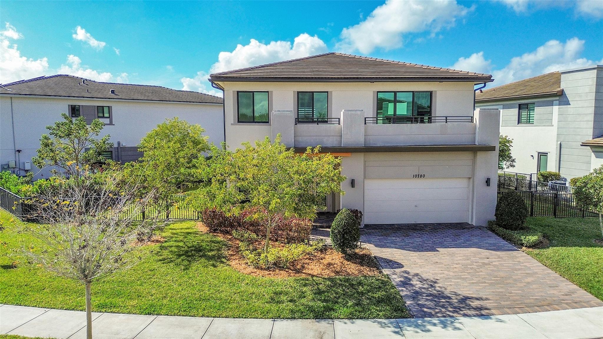 Triple H Ranch 182-111 B - Residential Lease
