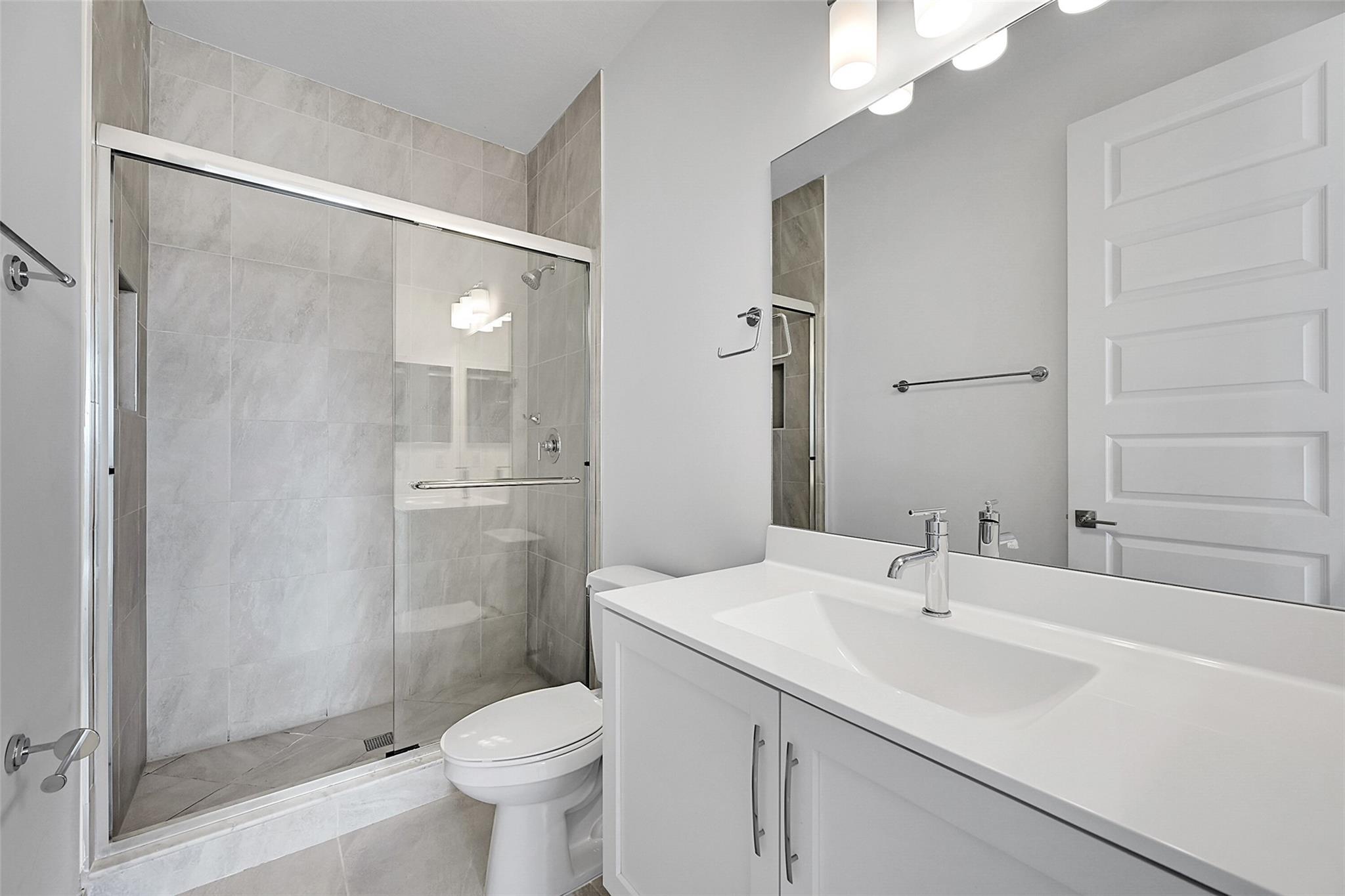 Triple H Ranch 182-111 B - Residential Lease