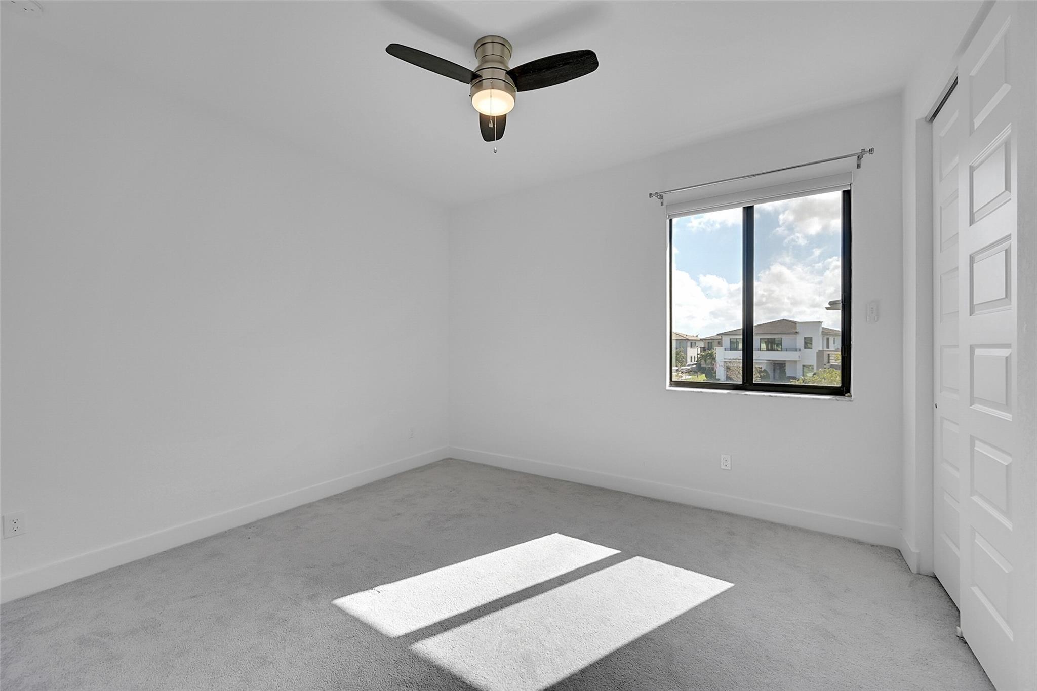 Triple H Ranch 182-111 B - Residential Lease