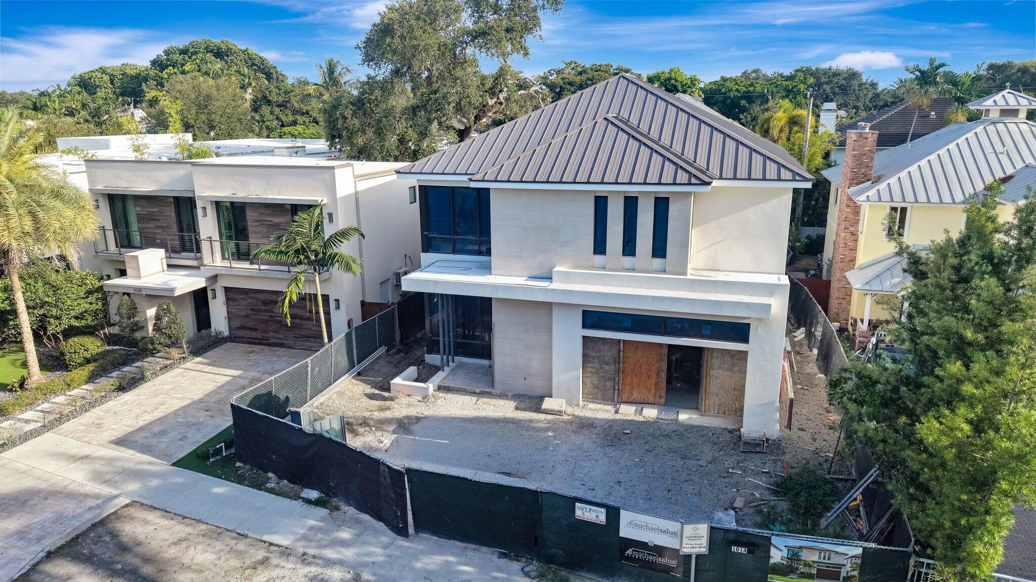 1014 SE 5th Court