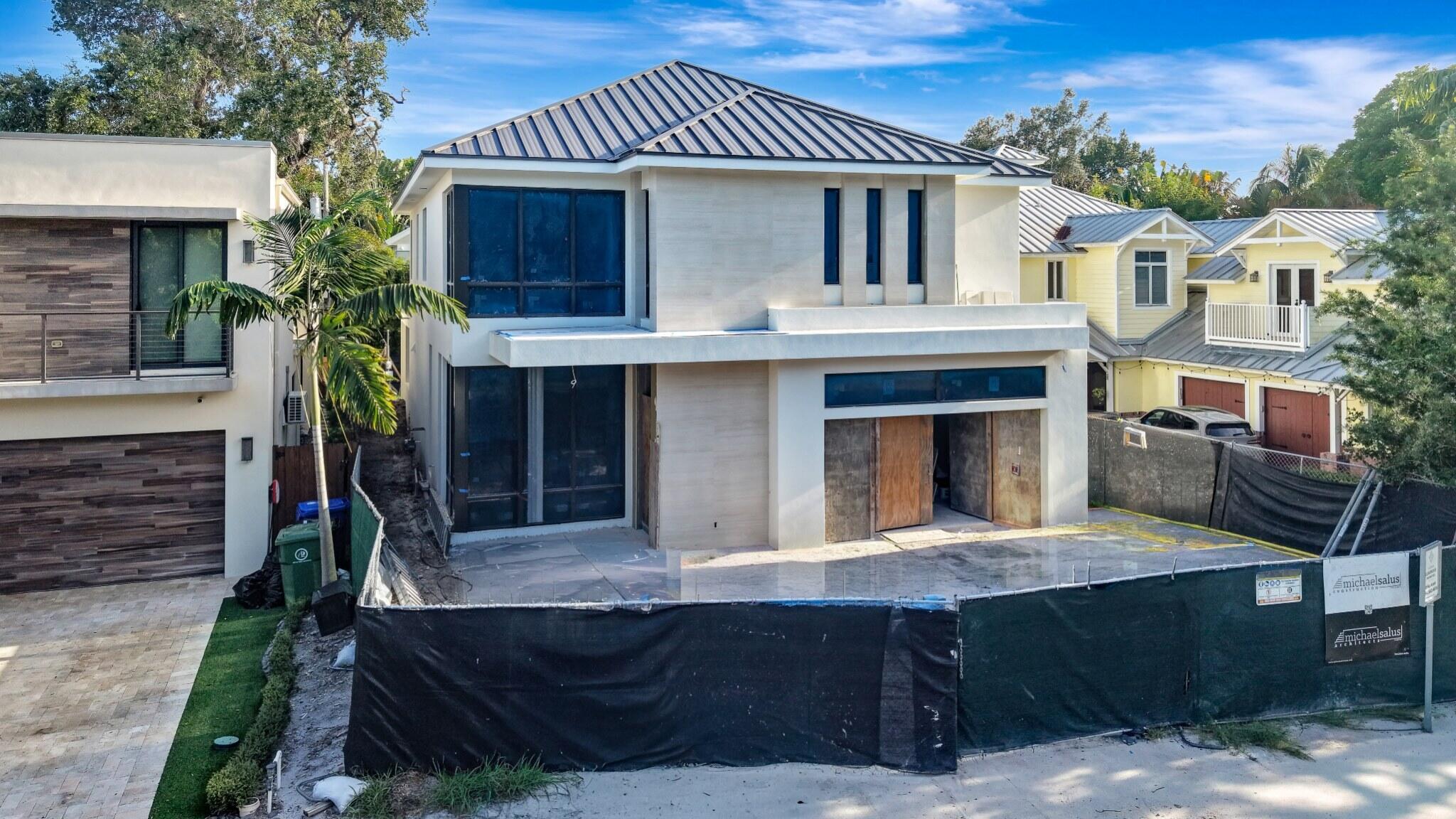 1014 SE 5th Court