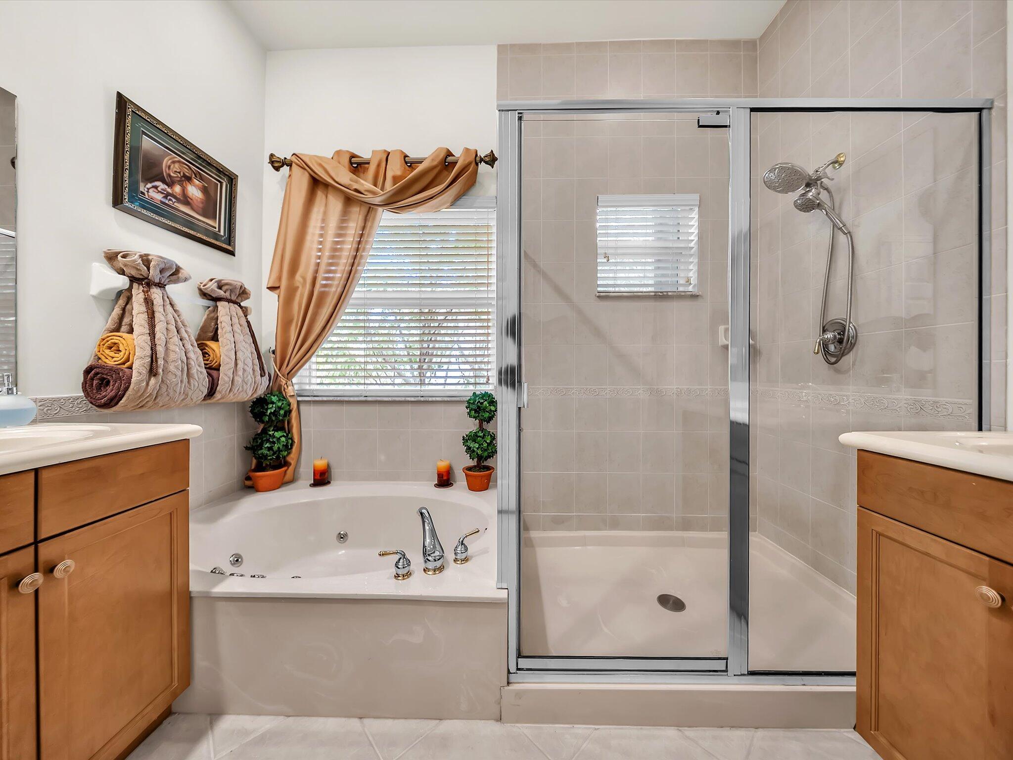 RIVIERA ISLES II - Residential