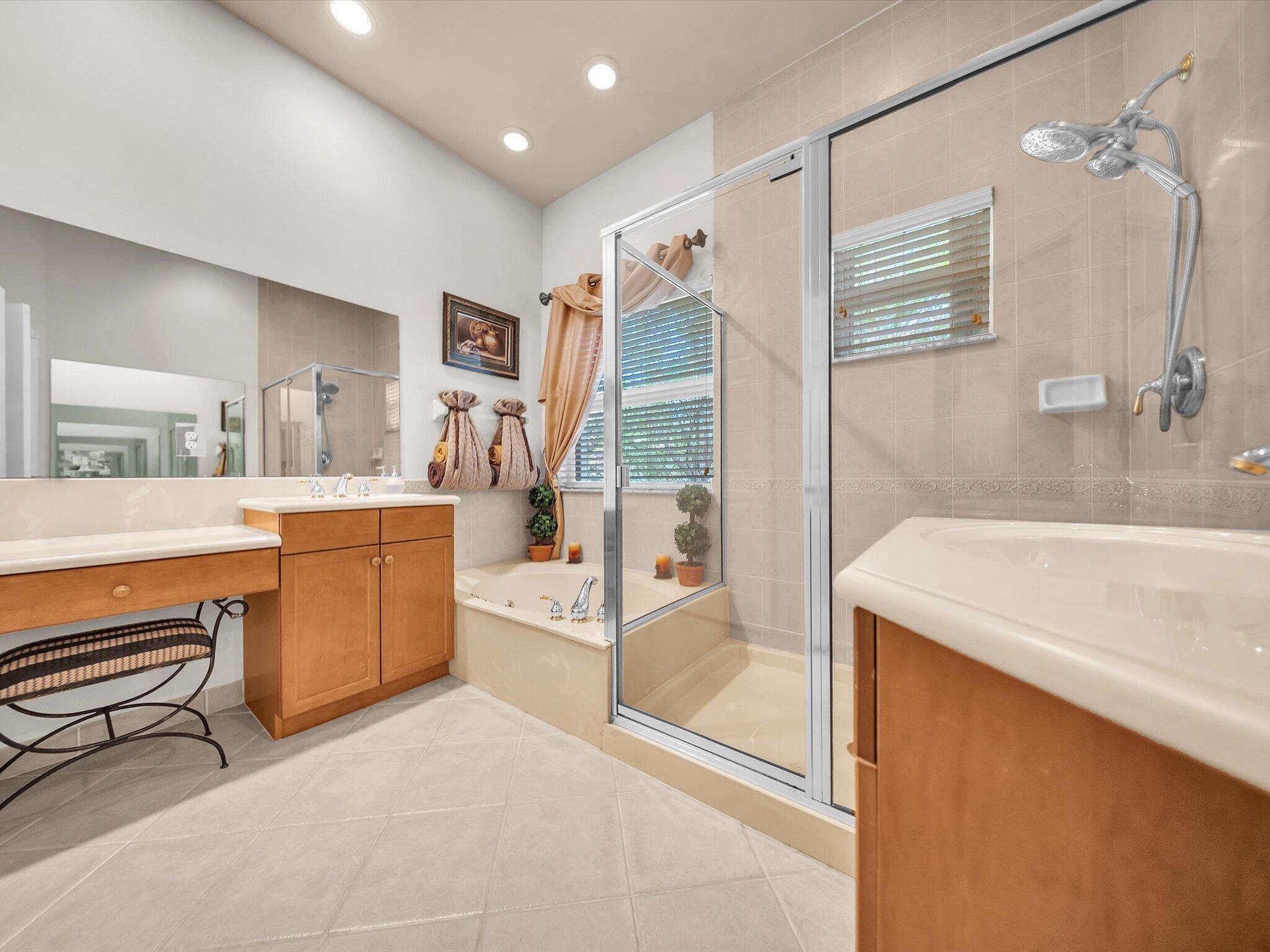 RIVIERA ISLES II - Residential