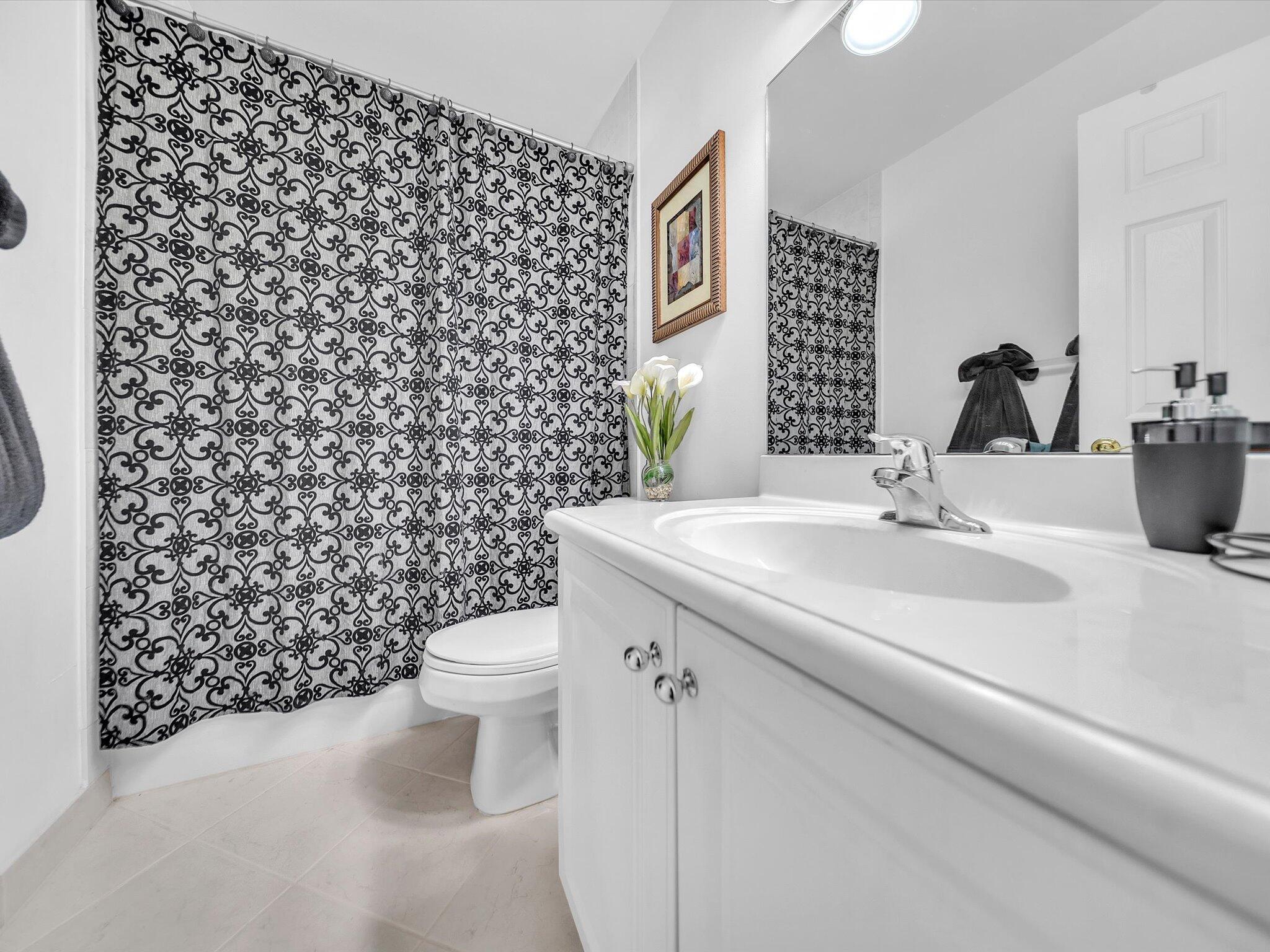 RIVIERA ISLES II - Residential