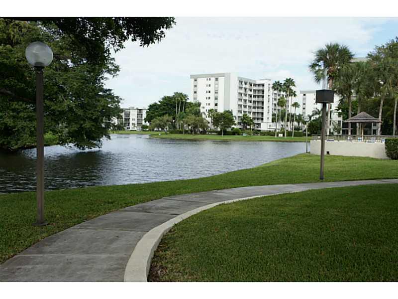 CYPRESS BEND 1-A CONDO - Residential Lease