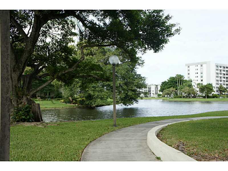 CYPRESS BEND 1-A CONDO - Residential Lease