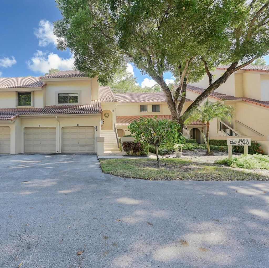 Photo of 5740 Coach House Circle #F, Boca Raton, FL 33486 (MLS # R11138159)