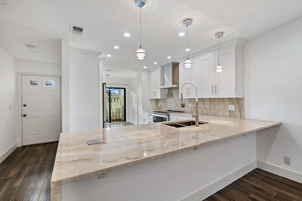 Photo of 131 Palm Avenue #36, Jupiter, FL 33477 (MLS # R11043121)