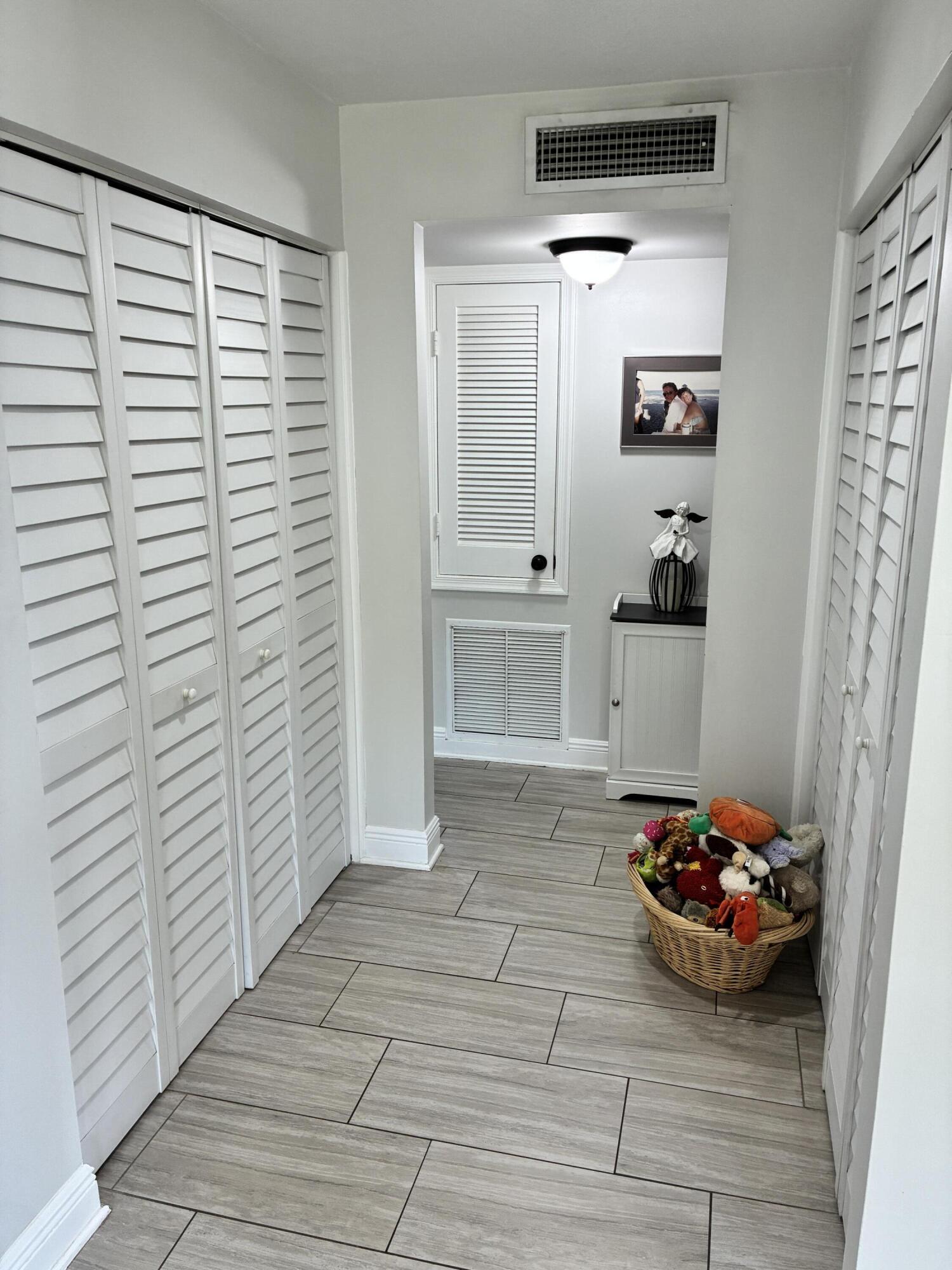 PALM-AIRE VILLAGE 2ND SEC - Residential