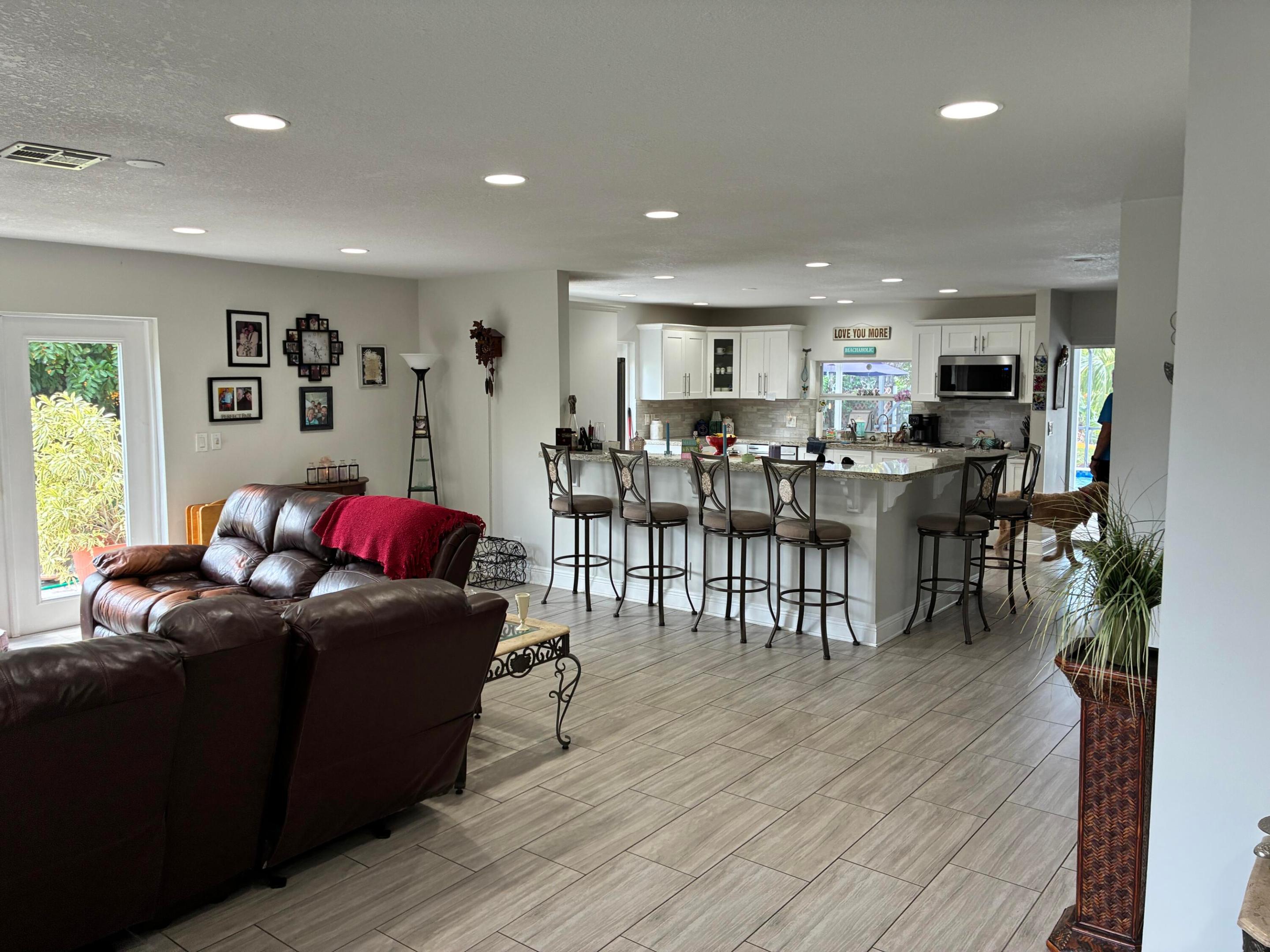 PALM-AIRE VILLAGE 2ND SEC - Residential