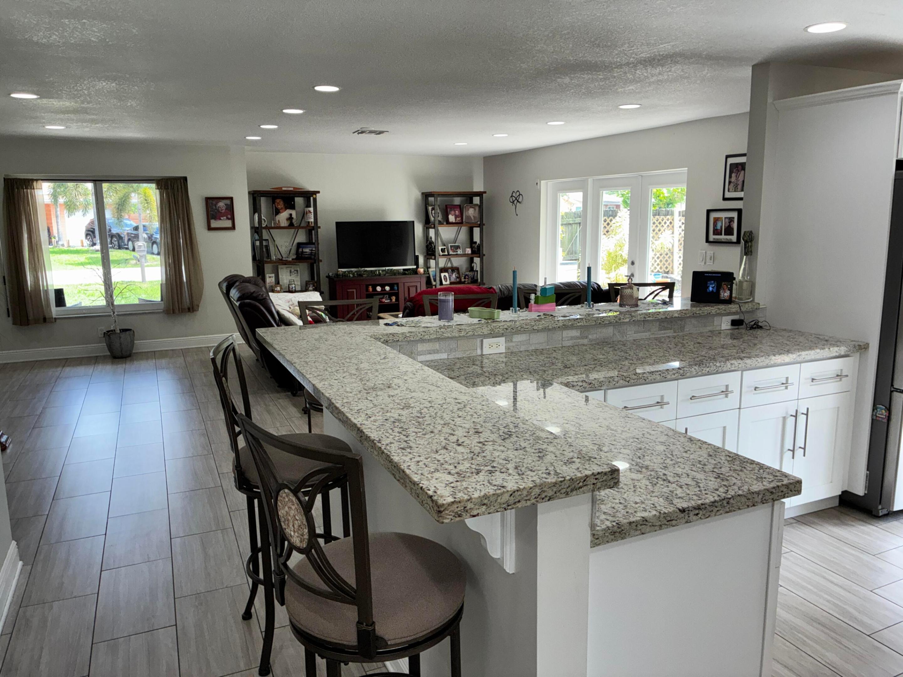 PALM-AIRE VILLAGE 2ND SEC - Residential