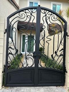 SAN MARCO TOWNHOMES - Residential