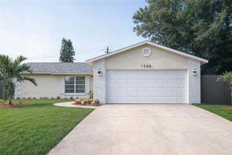 Photo of 1588 W Powder Horn Road, Titusville, FL 32796 (MLS # F10528669) Photo of 1588 W Powder Horn Road, Titusville, FL 32796 (MLS # F10528669)