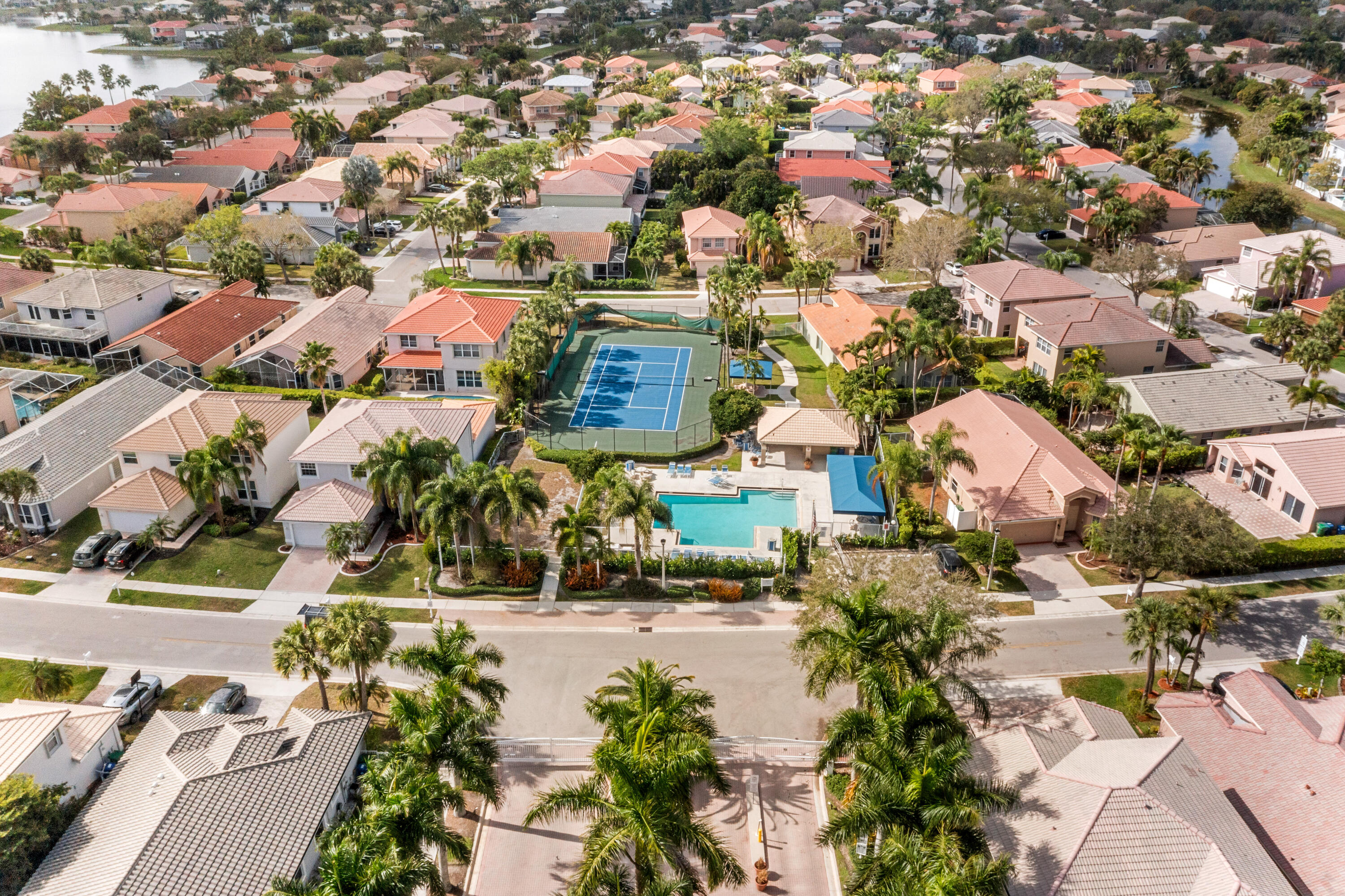 WYNDHAM LAKES NORTH - Residential