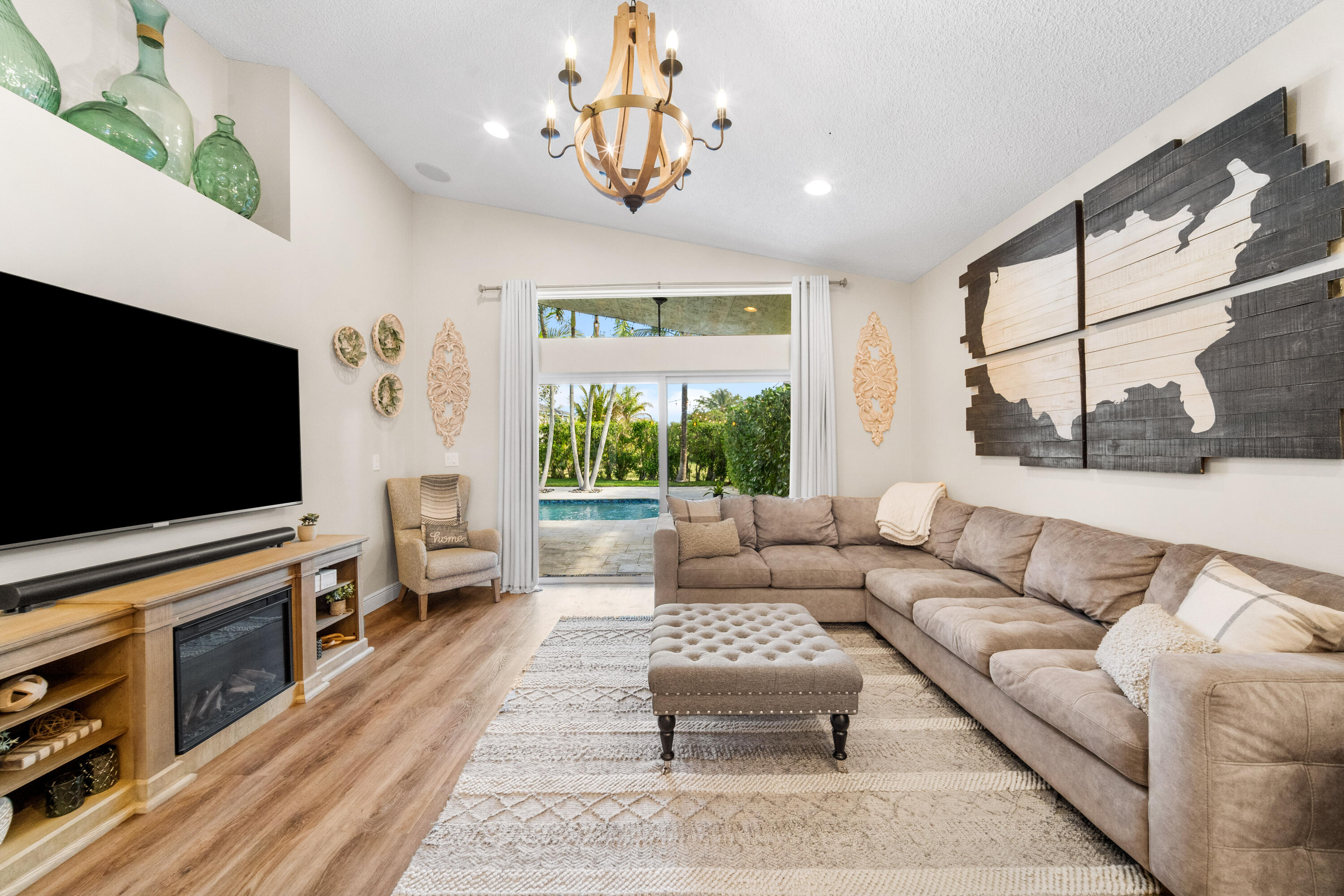 WYNDHAM LAKES NORTH - Residential