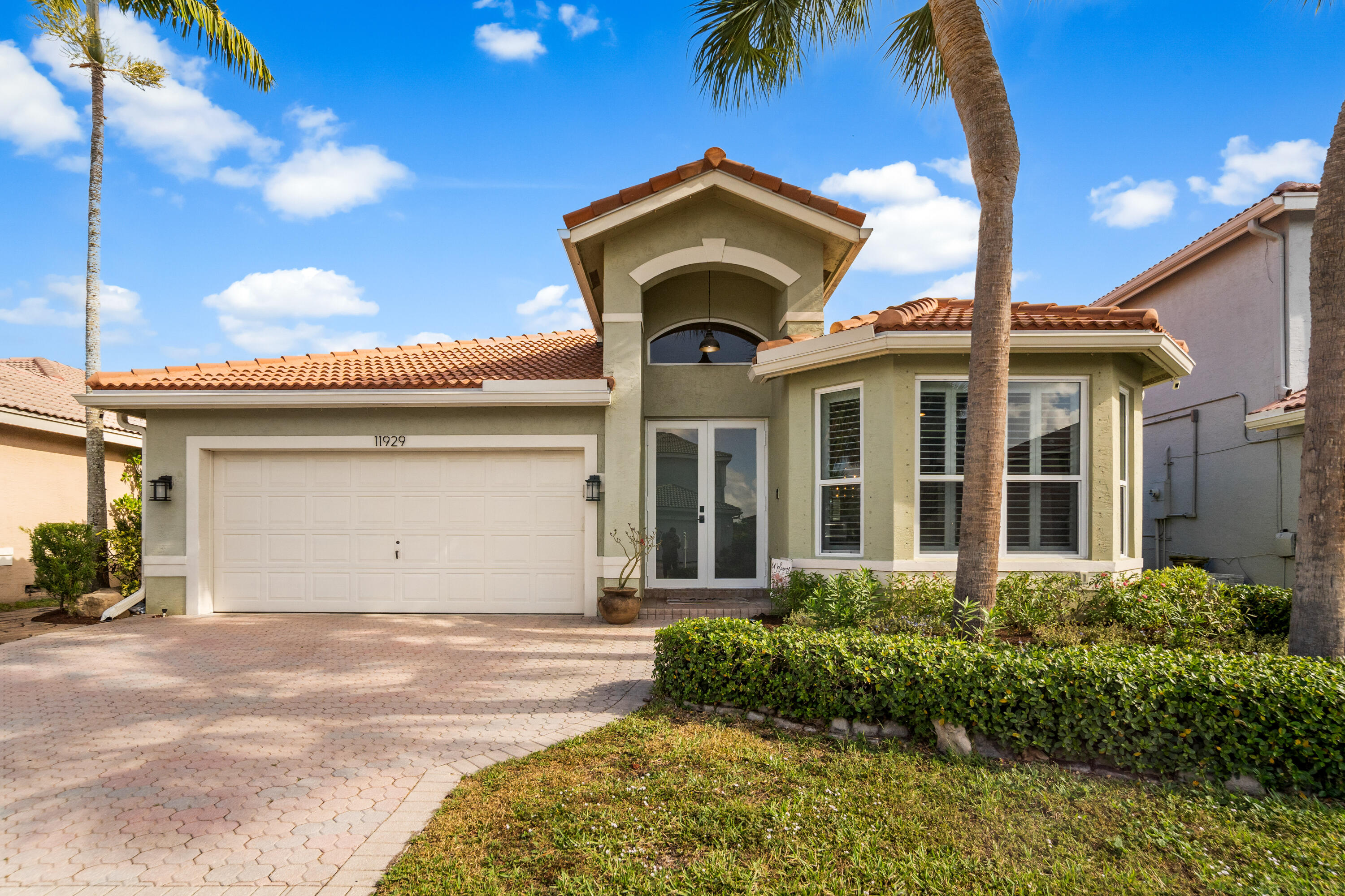 WYNDHAM LAKES NORTH - Residential